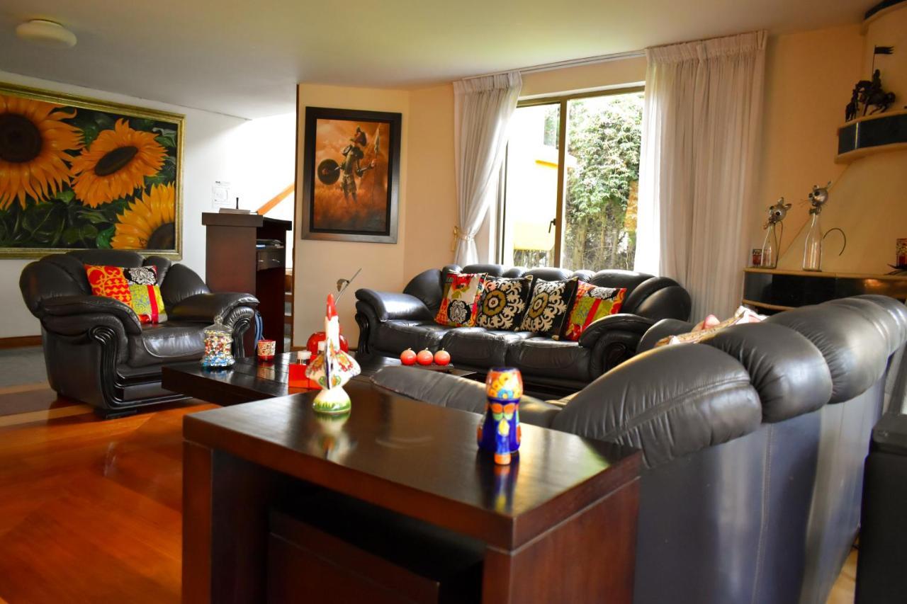מלון Chía Casa Iris מראה חיצוני תמונה